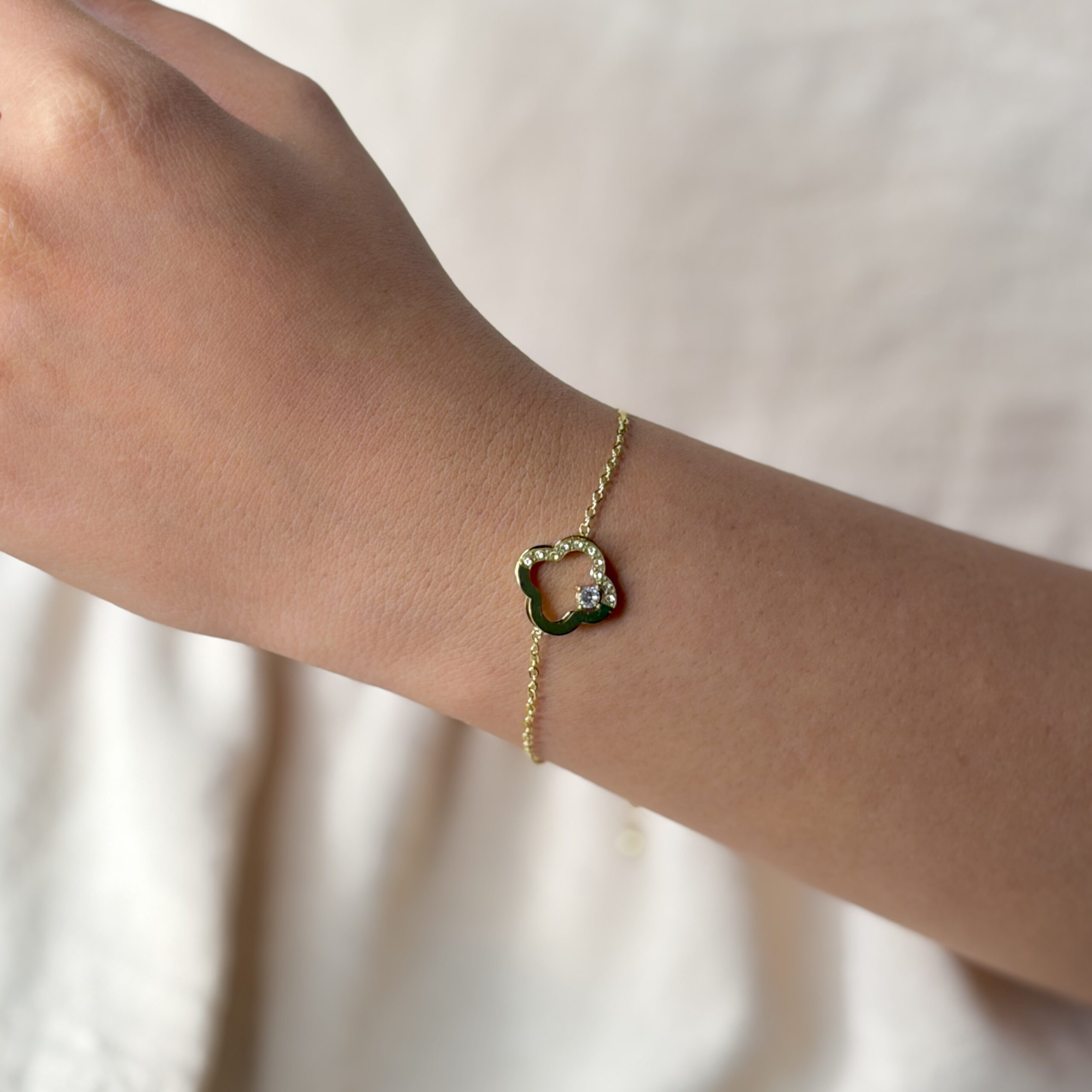 Stone Clover Bracelet