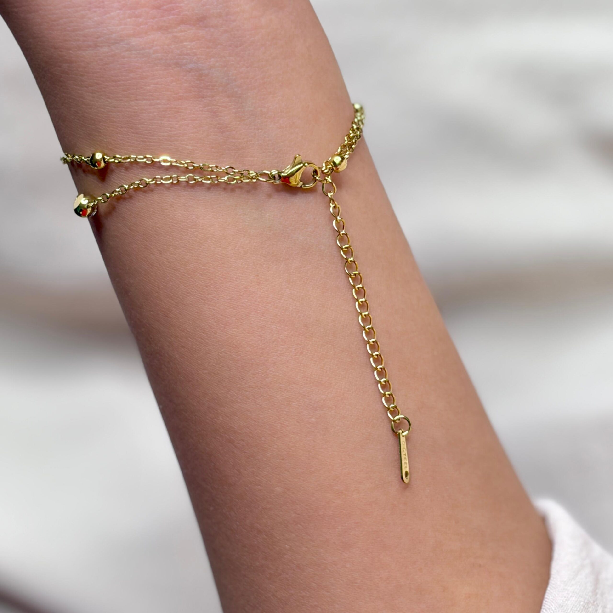 dazzle nail luxe cuff (copy) dazzle nail luxe cuff (copy)