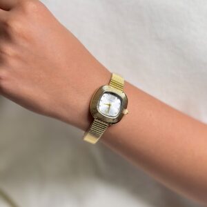 modora vintage watch