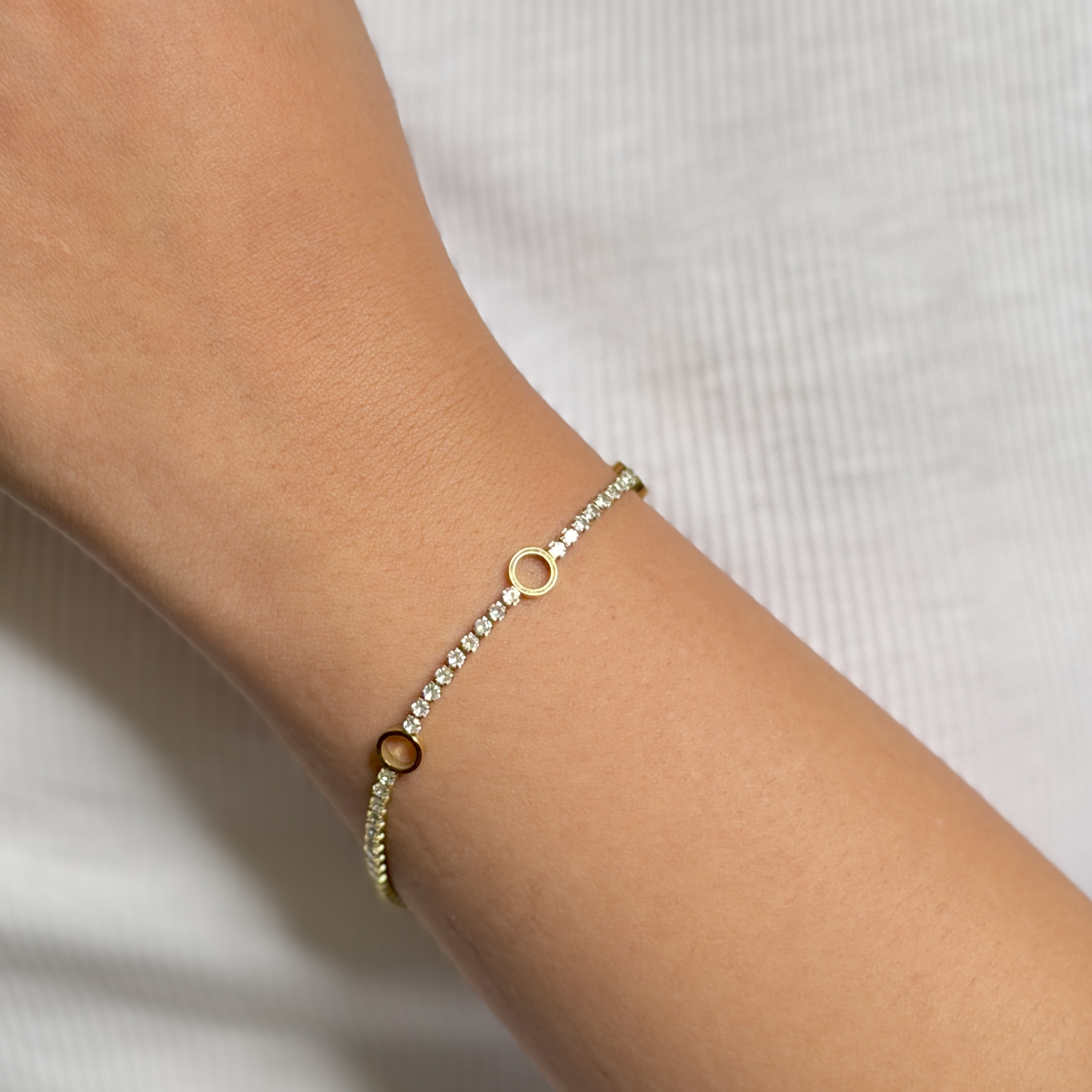 daisy pearl bracelet (copy) daisy pearl bracelet (copy)