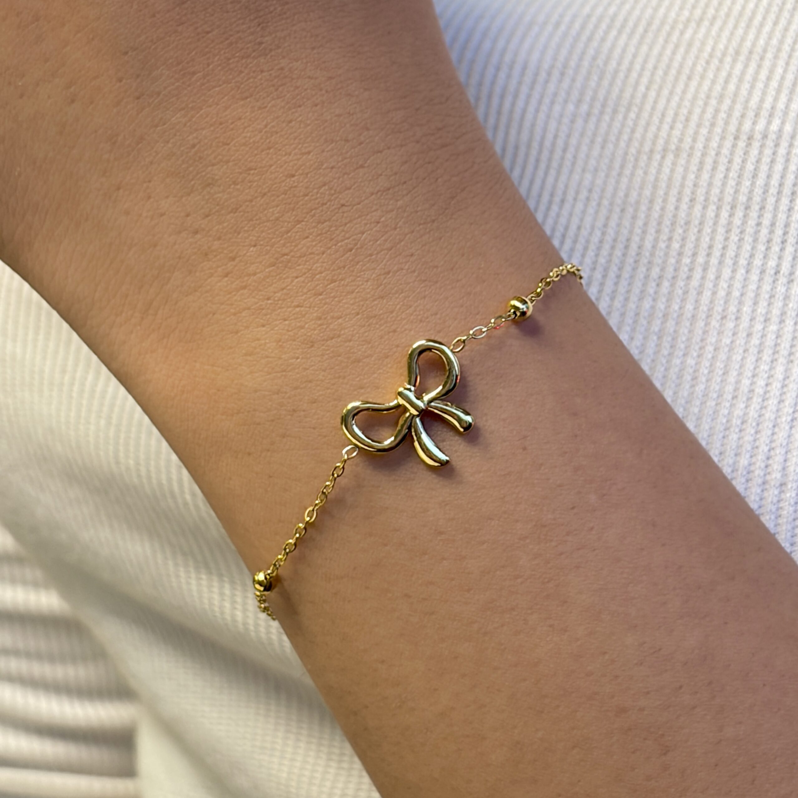 daisy pearl bracelet (copy) daisy pearl bracelet (copy)