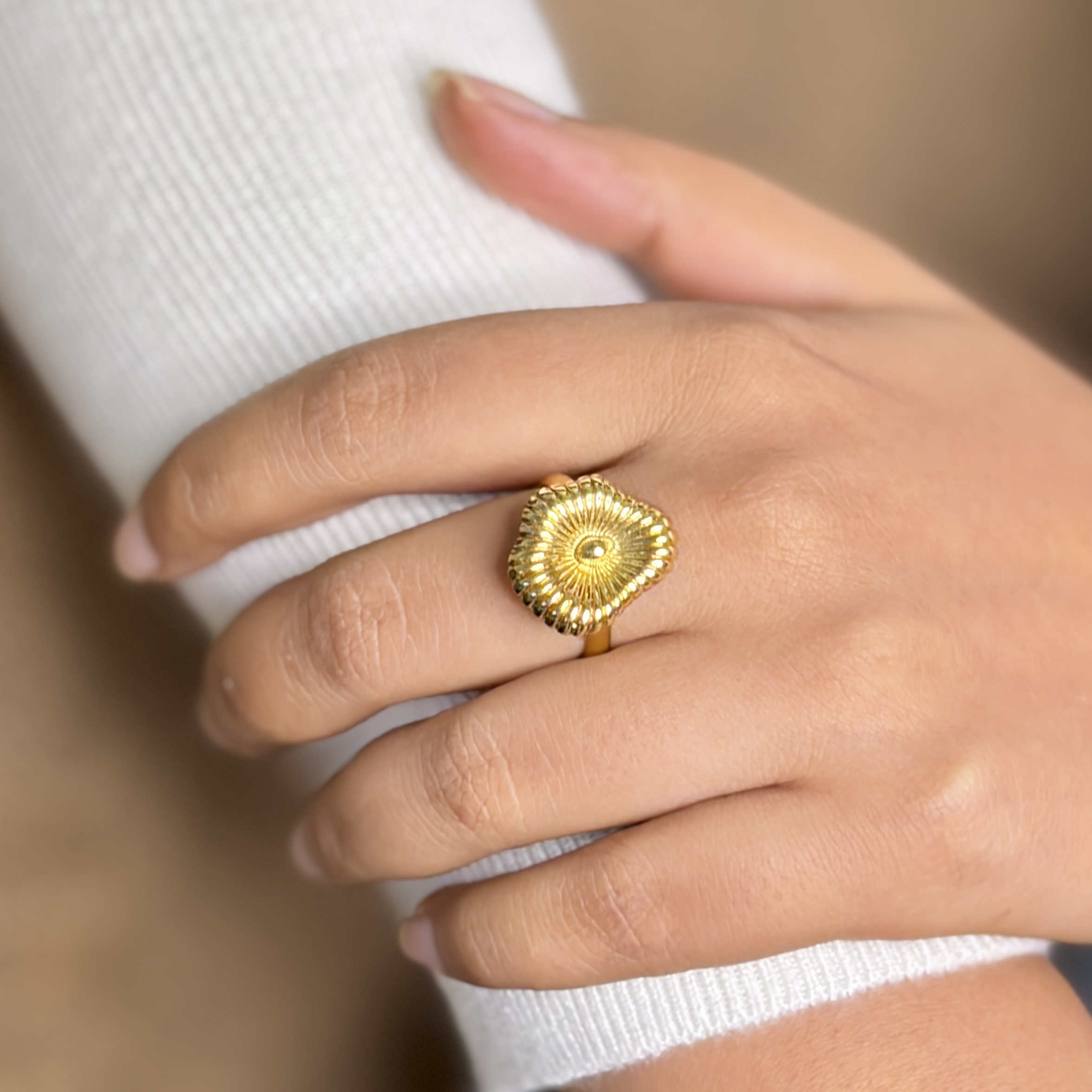 solena ring (adjustable) solena ring (adjustable)