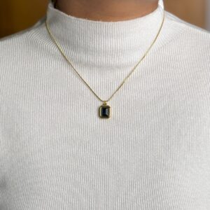 velvet night necklace