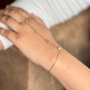 baguette hand chain